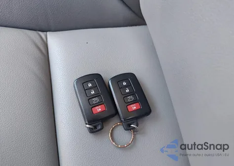 2014 Toyota Rav4 Limited from USA, damaged, VIN 2T3DFREV9EW150202